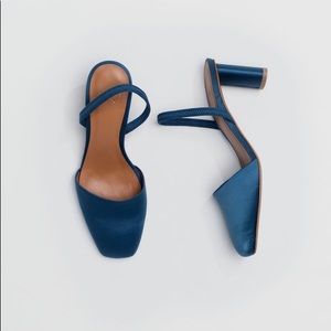 LoQ Felipa slingback heel in Hydro